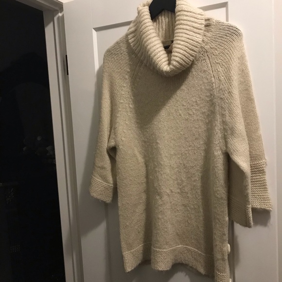 Tunic length 3/4 sleeve light knit - Picture 1 of 3